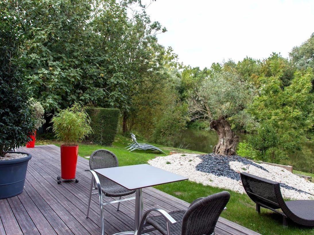 Logis Auberge De La Riviere Les Velluire-sur-Vendee Екстериор снимка